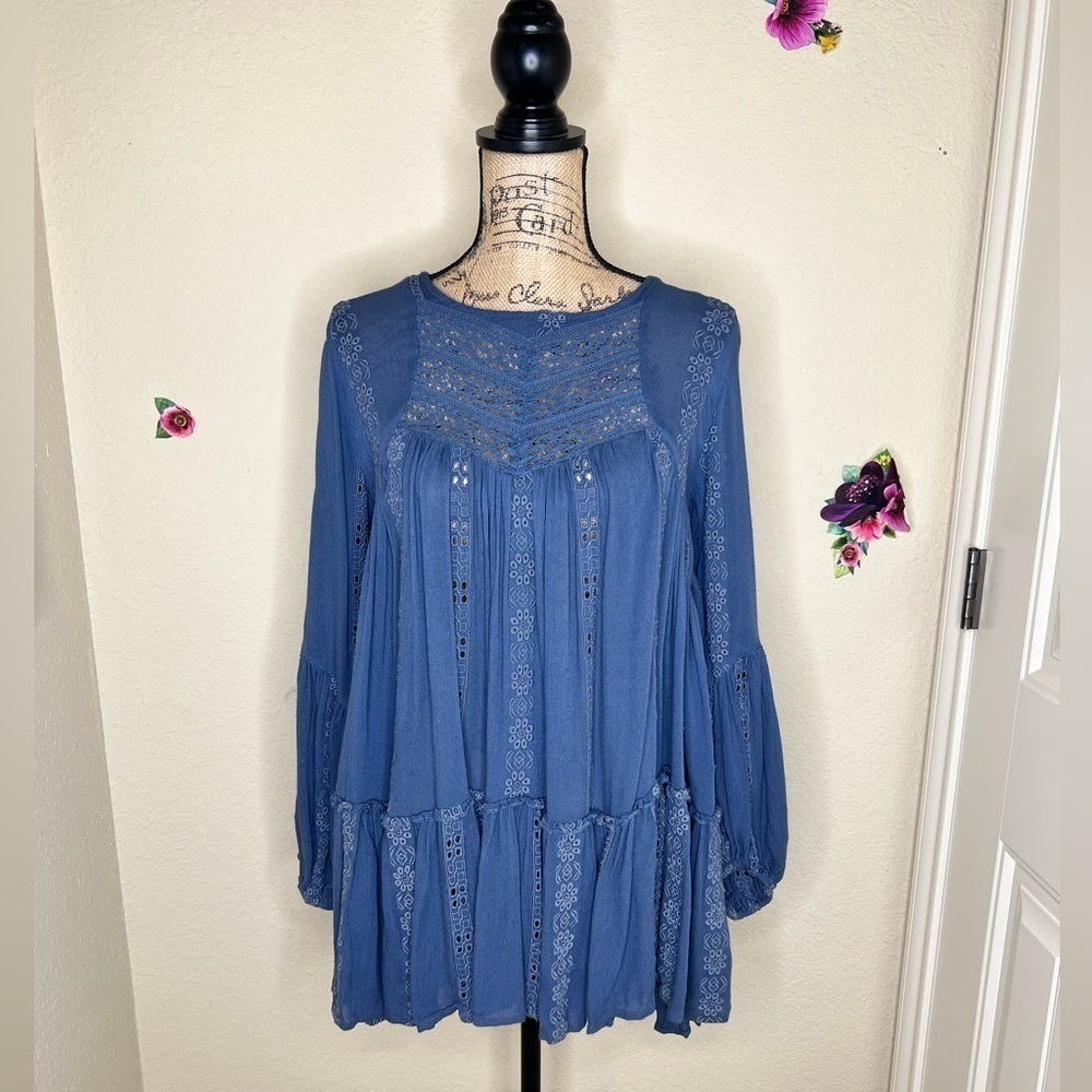 Free People Kiss Kiss Lace Crochet Swing Blue Long Sleeve Tunic Size Small